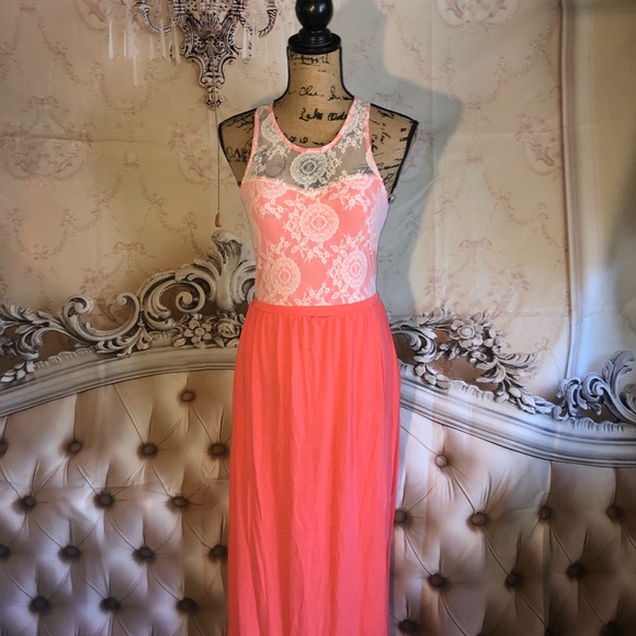 Beautiful Coral And Lace Maxi Dress w Slit